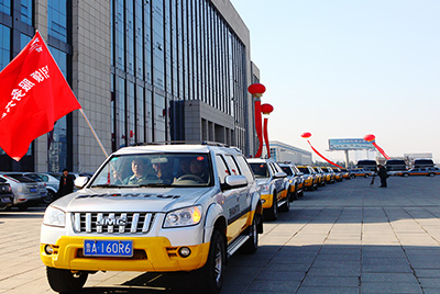 糖果派对官网“品牌服务年”启动